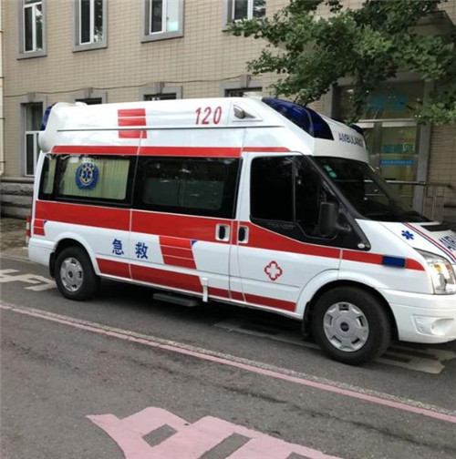 达川选择我们的救护车出租,开启安心转院之旅